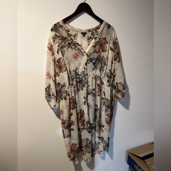 Torrid Chiffon Hi-Low Tunic Top - Picture 2 of 8